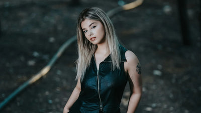 Korsettkjoler i viktoriansk stil – romantikk og eleganse i gotisk utgave